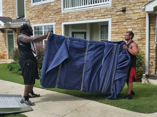 Muscled Up Movers LLC photo 1