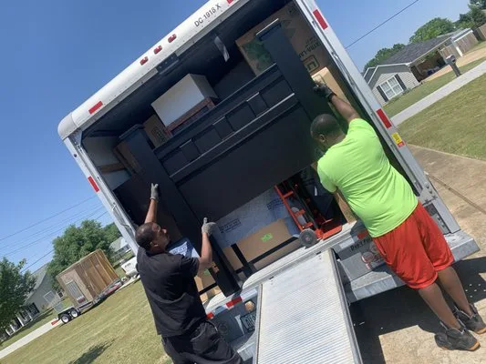Atomic Moving And Labor LLC photo 4